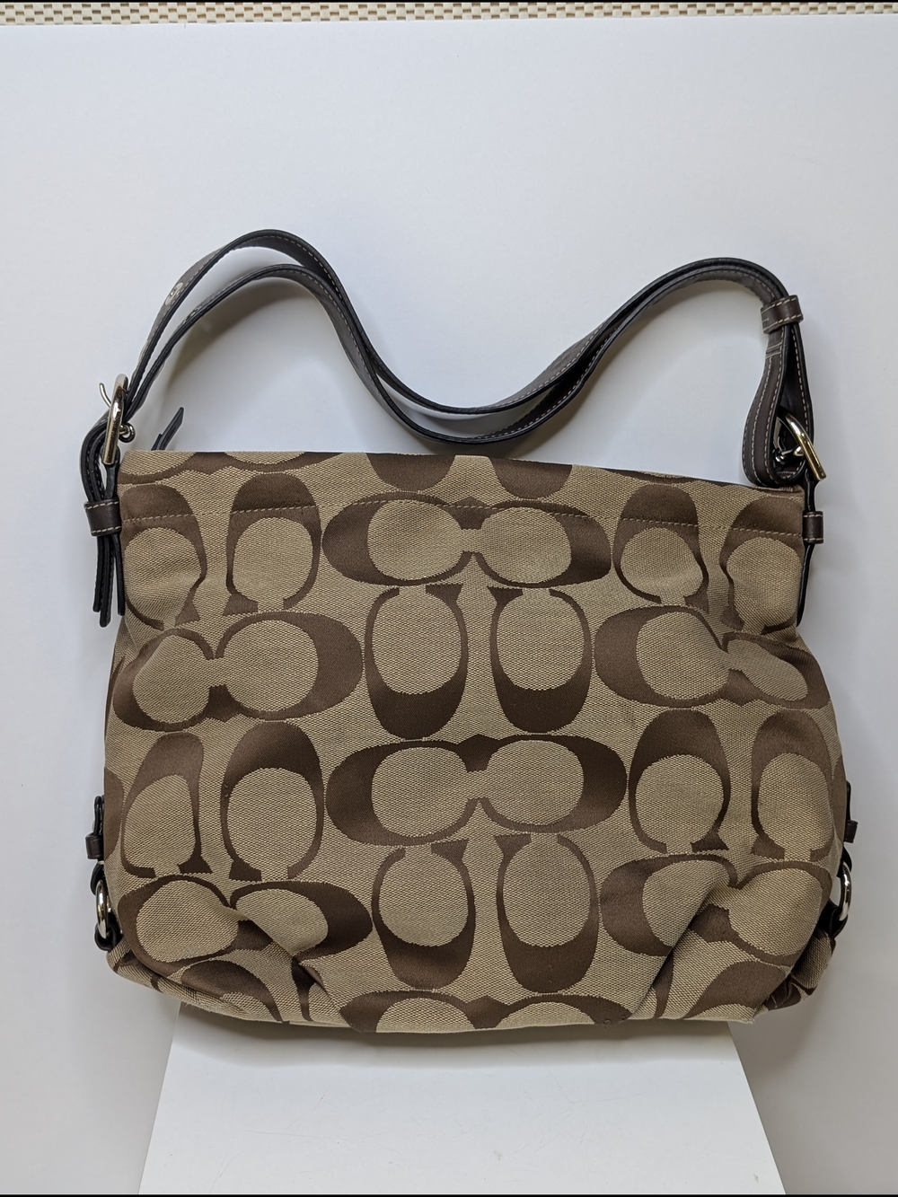 Coach Brown Signature C Jacquard Shoulder Hobo Bag F15067 - Picture 2 of 14
